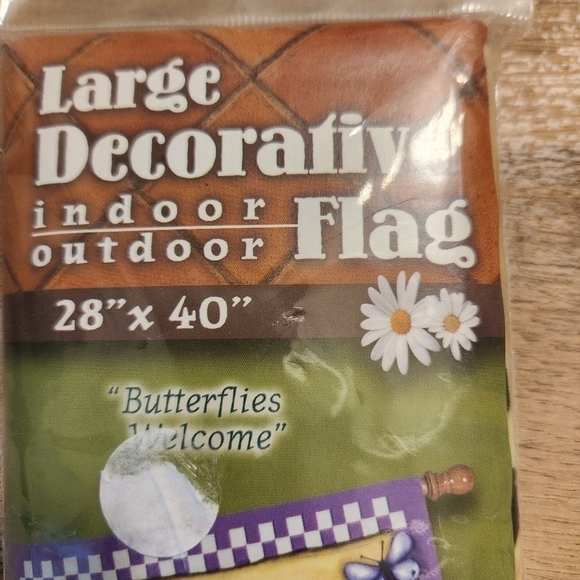 Decorative Flag - Picture 4 of 6